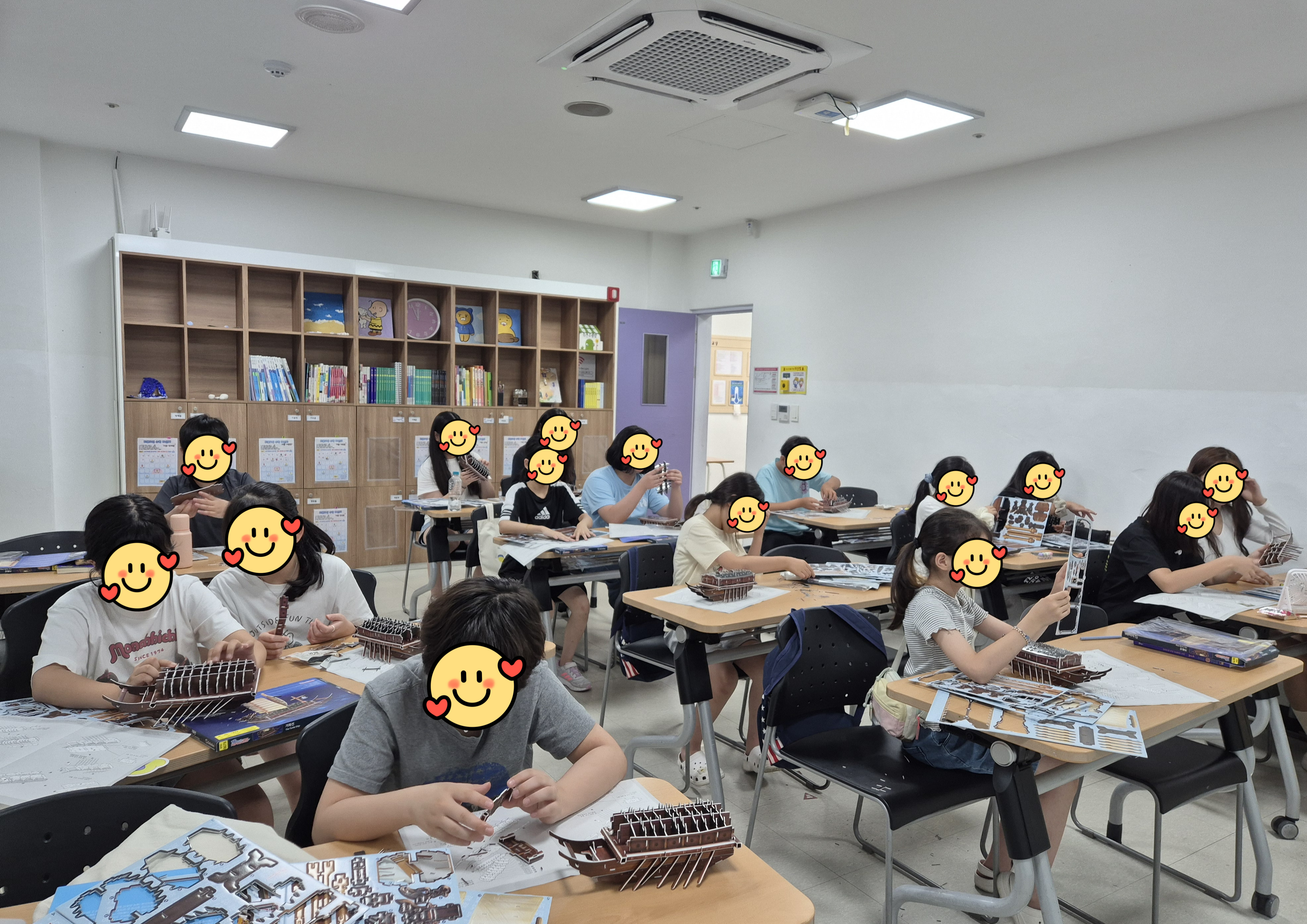 [티움교실] 거북선 만들기 키트 체험 진행 이미지