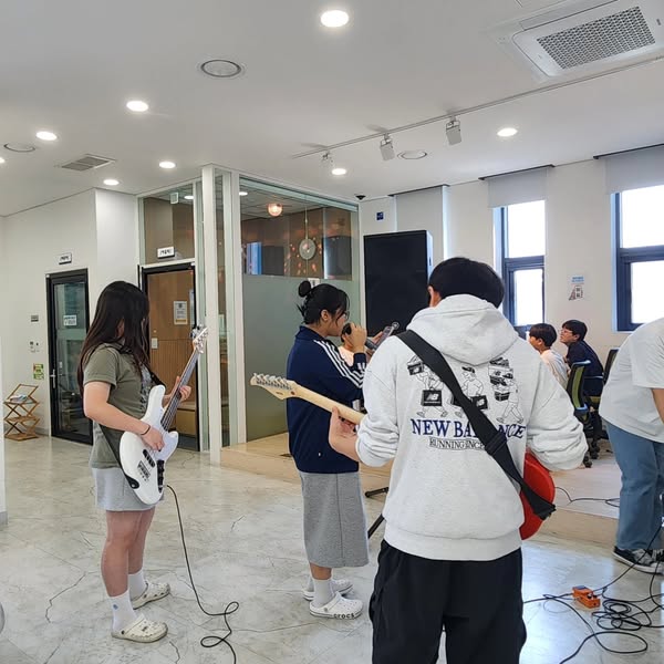 2025년 청소년어울마당 [여름방학 버스킹] 이미지